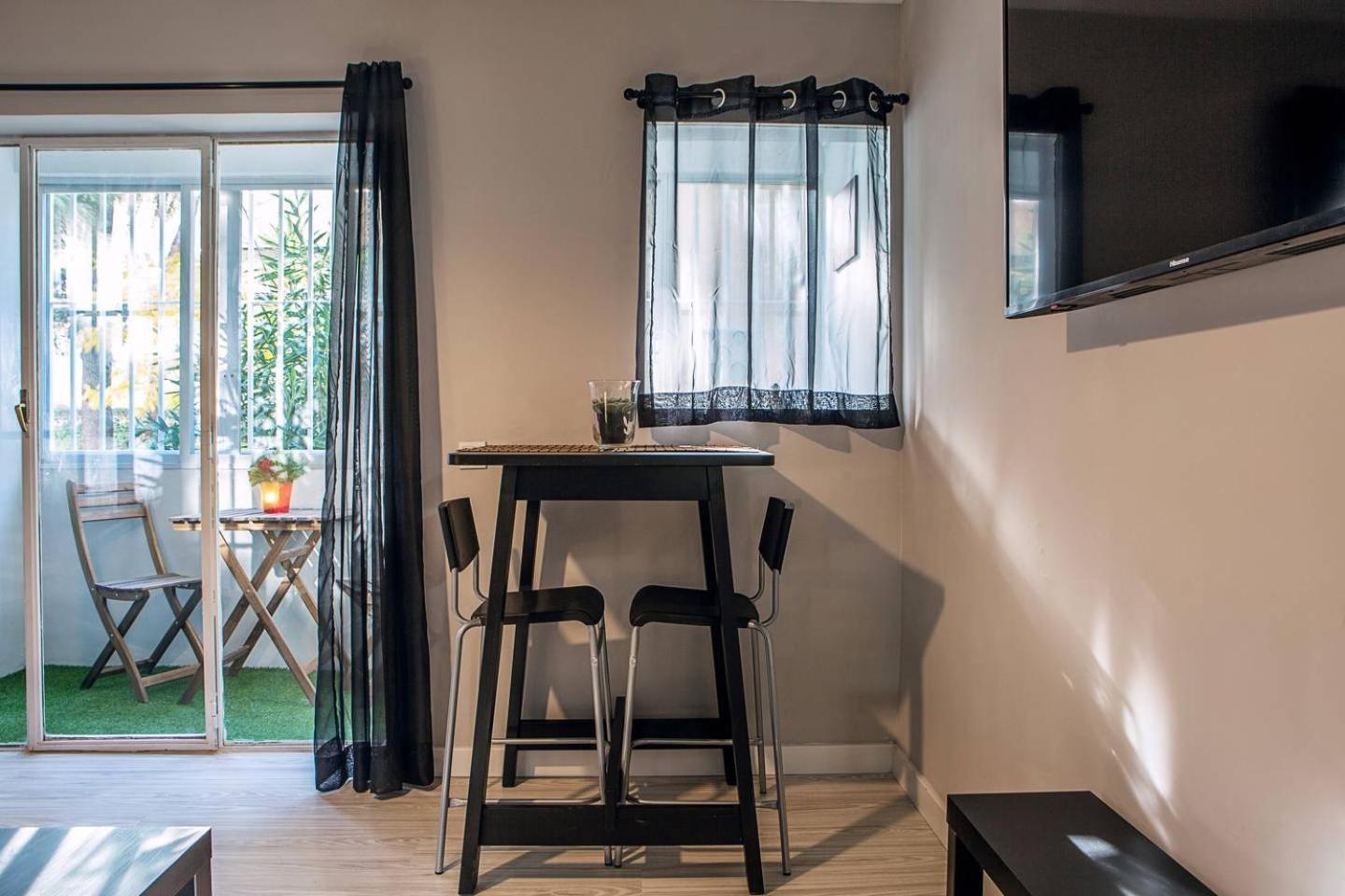 Lovely 3 Bedroom Apartment Next To Fuencarral มาดริด ภายนอก รูปภาพ